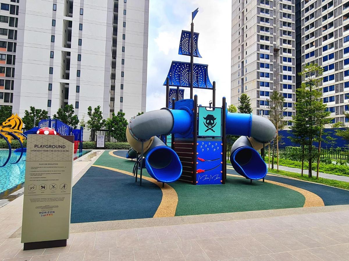 Horizon Suites Near Klia Airport Sepang Exterior photo